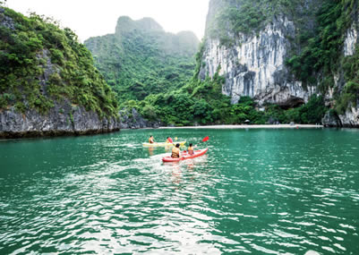 Vietnam - Hanoi -  Ninh Binh -  Halong - Saigon